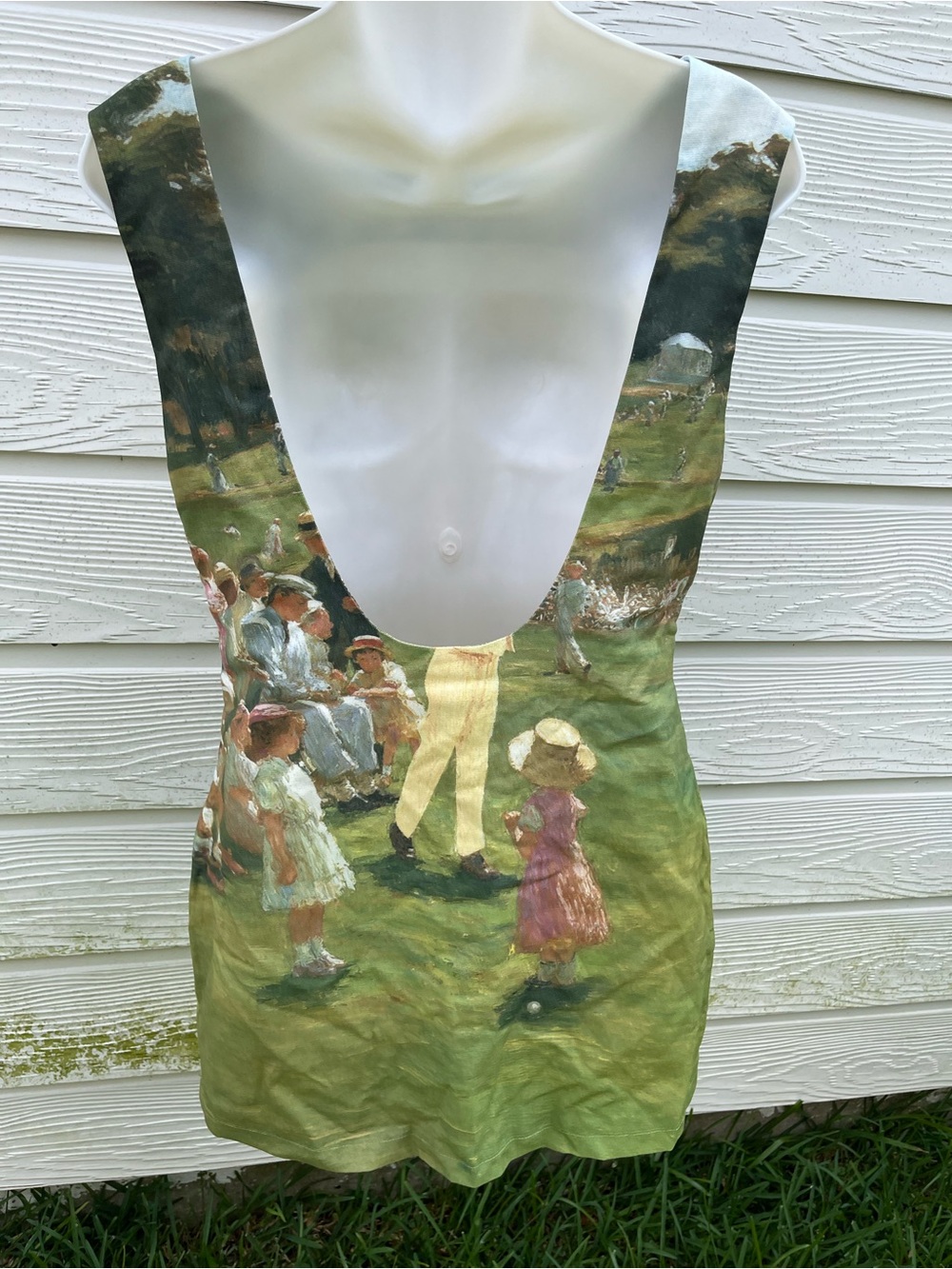 Vintage-Style Sleeveless Tunic Dress with Impressionist Golf Scene - Green - Picture 4 of 7